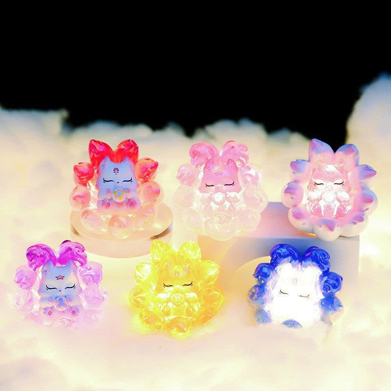 Dahuang nine-tailed fox (with lights) blind box creative tide play desktop small ornaments girlfriends girl heart birthday gift wholesale